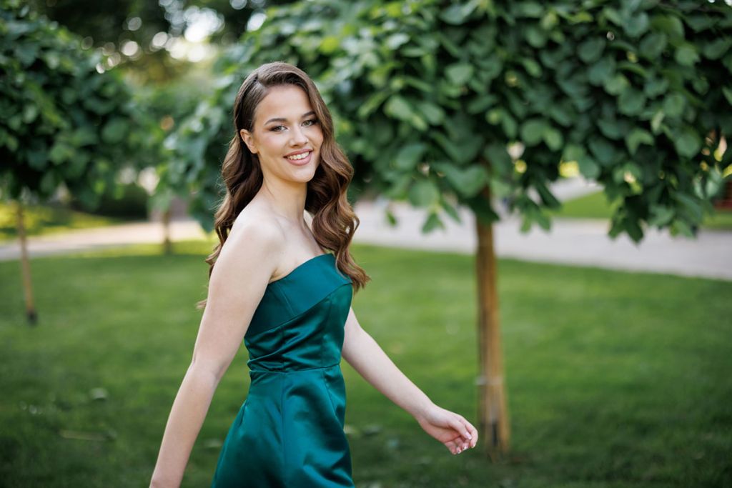 Fresh Looks for Spring Events: Prepping Your Wardrobe for Weddings & Graduations